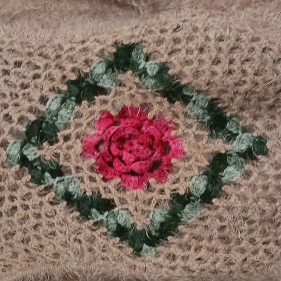 SoHo Chick sweater - Picture 3 of 4